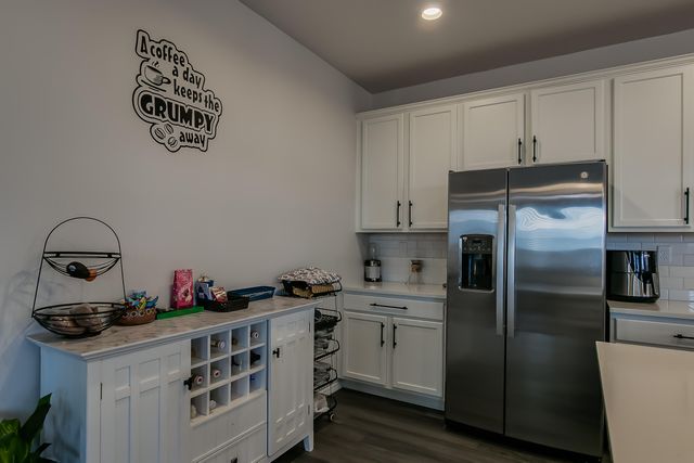 1050 Teena Road SE, Rio Rancho, NM 87124
