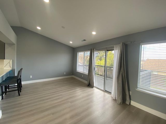 827 Saint Andrew St, Lathrop, CA 95330