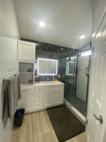 827 Saint Andrew St, Lathrop, CA 95330