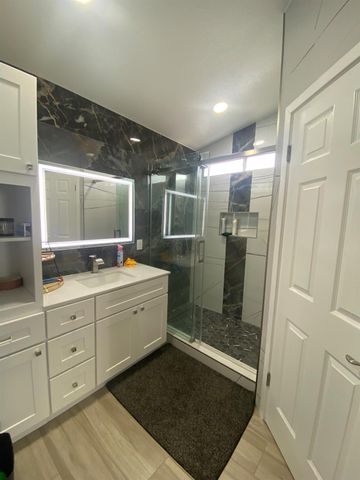 827 Saint Andrew St, Lathrop, CA 95330