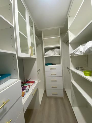 827 Saint Andrew St, Lathrop, CA 95330