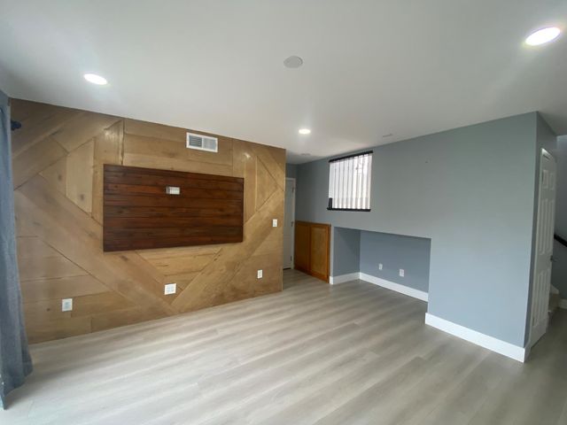 827 Saint Andrew St, Lathrop, CA 95330