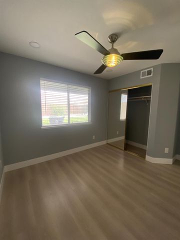 827 Saint Andrew St, Lathrop, CA 95330