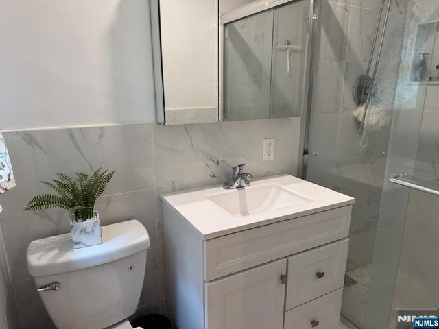 436 Meadowbrook Avenue, Ridgewood, NJ 07450