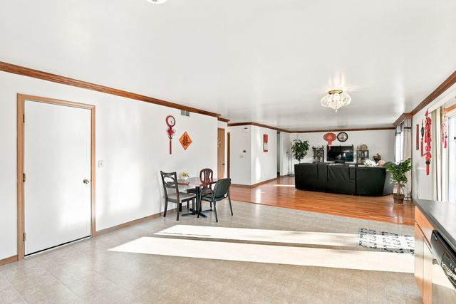 16408 Zausa Drive, Crest Hill, IL 60403
