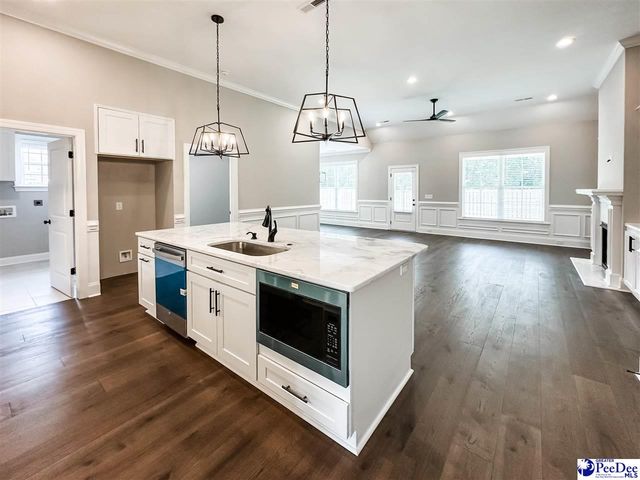 3020 Weatherstone Ln, Florence, SC 29501