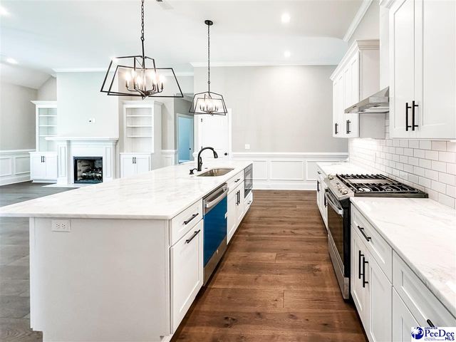 3020 Weatherstone Ln, Florence, SC 29501