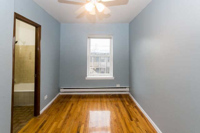 4515 N Malden Street 3C, Chicago, IL 60640