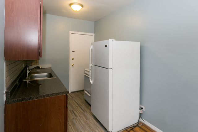 4515 N Malden Street 3C, Chicago, IL 60640