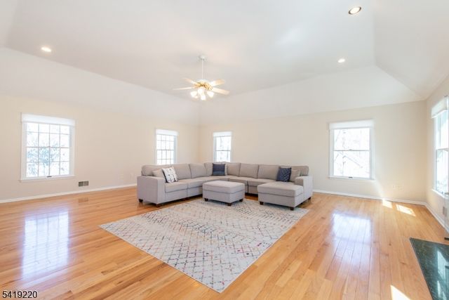 43 WILKESHIRE BLVD, Randolph Twp., NJ 07869