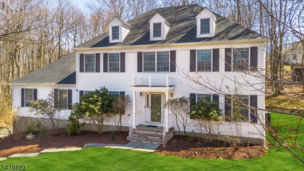 43 WILKESHIRE BLVD, Randolph Twp., NJ 07869