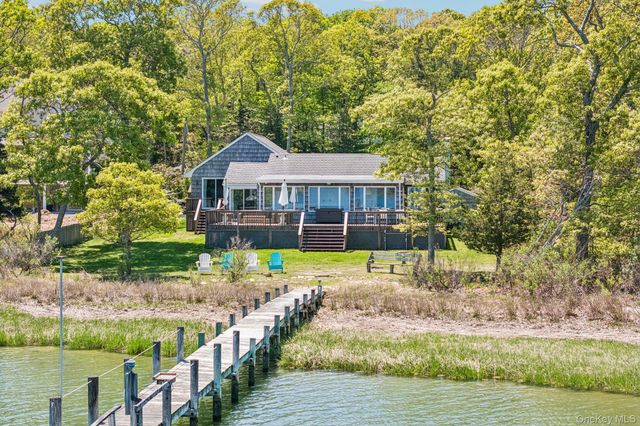 580 Broadwaters Road, Cutchogue, NY 11935