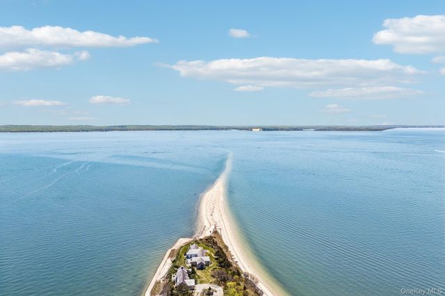 580 Broadwaters Road, Cutchogue, NY 11935