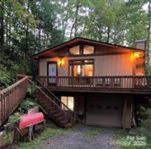 177 Walelu Court, Brevard, NC 28712