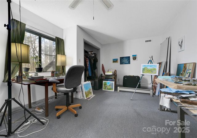 177 Walelu Court, Brevard, NC 28712