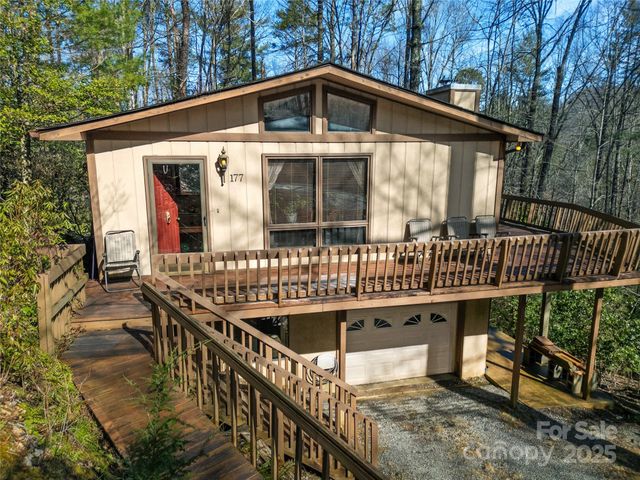 177 Walelu Court, Brevard, NC 28712