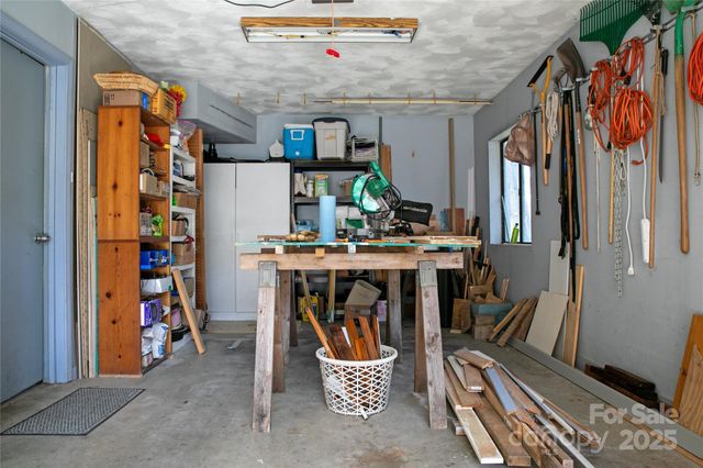 177 Walelu Court, Brevard, NC 28712