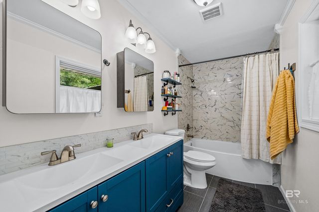 25223 Old Foley Road, Elberta, AL 36530