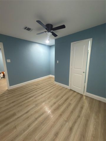 15917 De Zavalla Road, Channelview, TX 77530