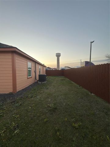 15917 De Zavalla Road, Channelview, TX 77530