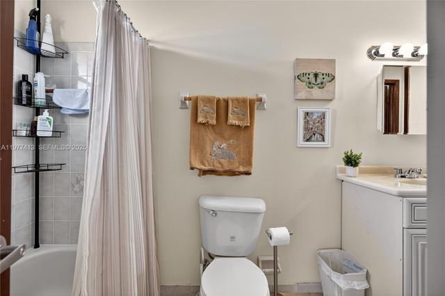 281 NE Greenbrier Ave, Port St. Lucie, FL 34983