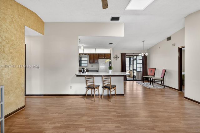 281 NE Greenbrier Ave, Port St. Lucie, FL 34983