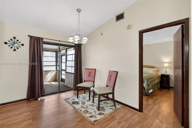 281 NE Greenbrier Ave, Port St. Lucie, FL 34983