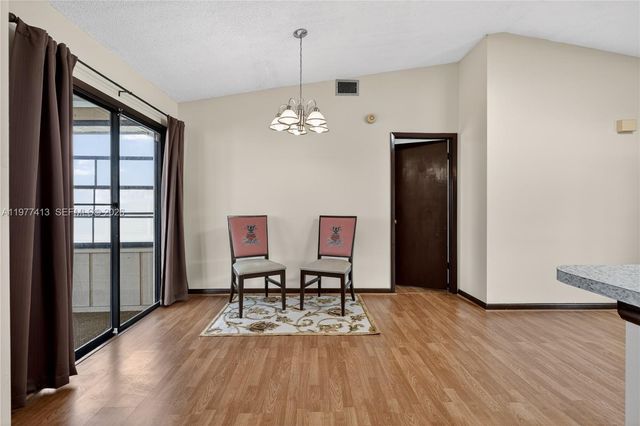 281 NE Greenbrier Ave, Port St. Lucie, FL 34983