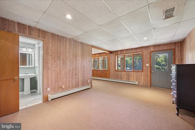 19 COMMISSIONERS PIKE, Woodstown, NJ 08001