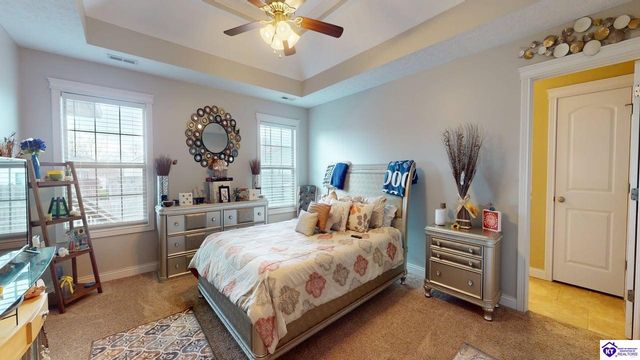 512 Concord Grape Way, Vine Grove, KY 40175