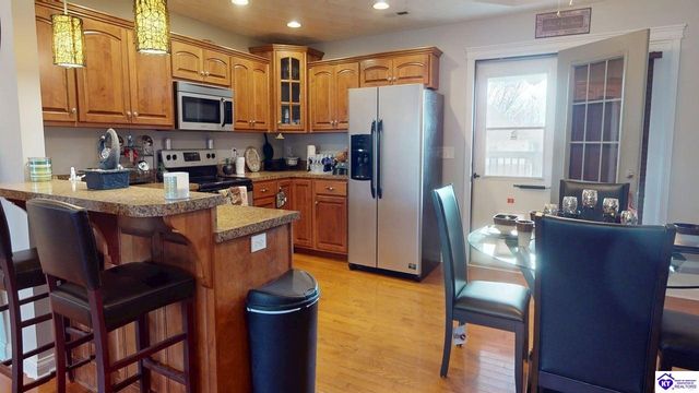 512 Concord Grape Way, Vine Grove, KY 40175