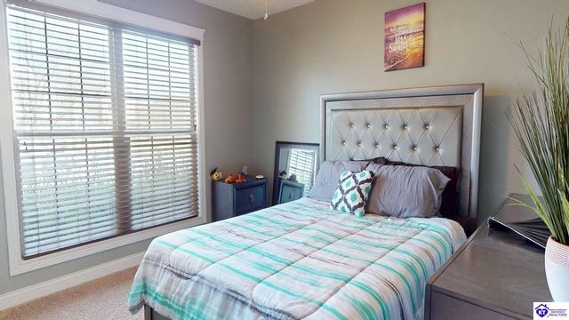 512 Concord Grape Way, Vine Grove, KY 40175