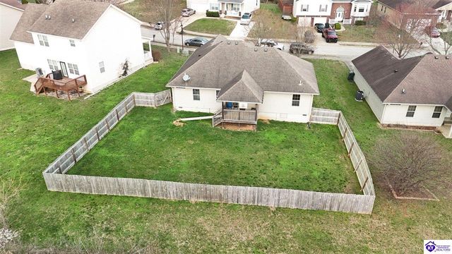 512 Concord Grape Way, Vine Grove, KY 40175