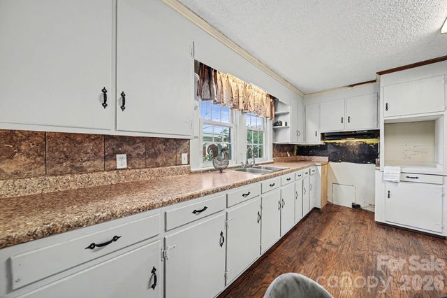 612 Old Dutch Road W, Indian Trail, NC 28079