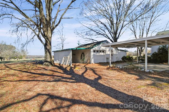 612 Old Dutch Road W, Indian Trail, NC 28079