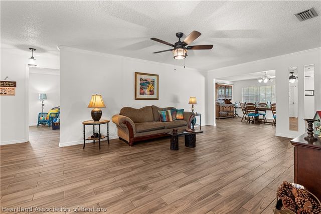 129 Forever Avenue, Lake Placid, FL 33852