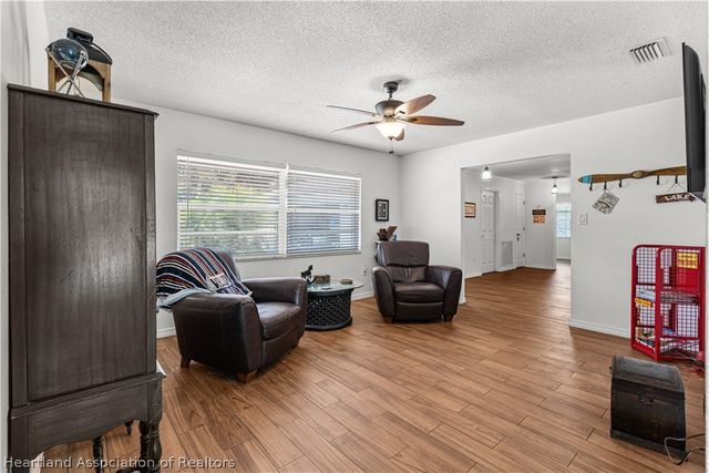 129 Forever Avenue, Lake Placid, FL 33852