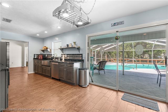 129 Forever Avenue, Lake Placid, FL 33852