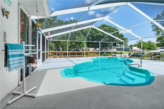 129 Forever Avenue, Lake Placid, FL 33852