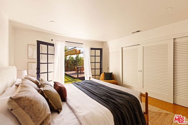 4016 Cumberland Avenue, Los Angeles, CA 90027