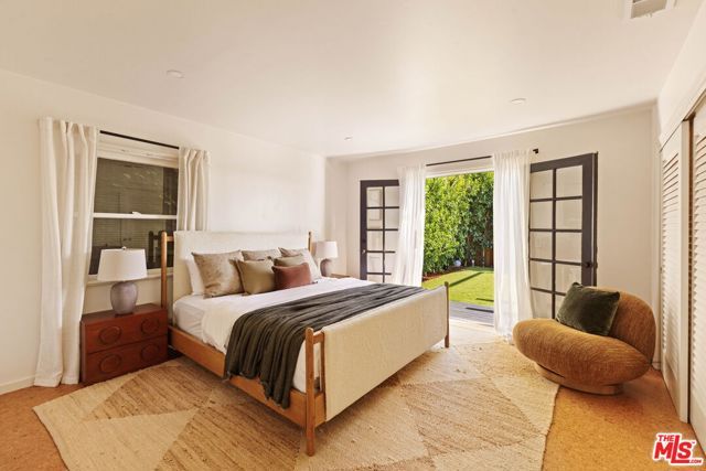 4016 Cumberland Avenue, Los Angeles, CA 90027