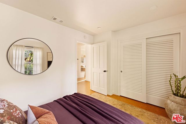 4016 Cumberland Avenue, Los Angeles, CA 90027