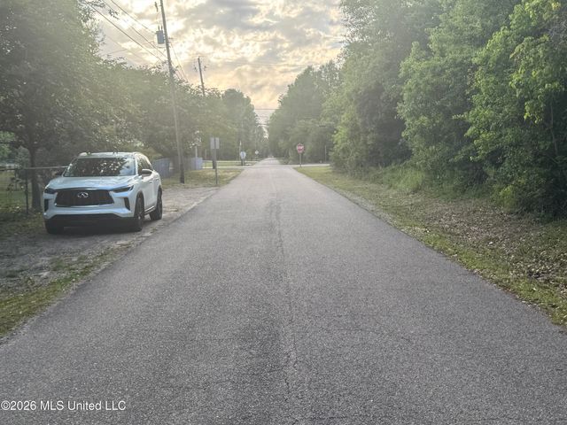221 Julia Street, Bay Saint Louis, MS 39520