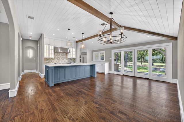 904 Frenchtown Road, Argyle, TX 76226