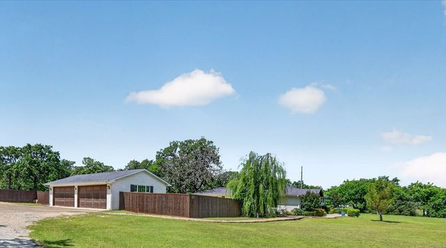 904 Frenchtown Road, Argyle, TX 76226