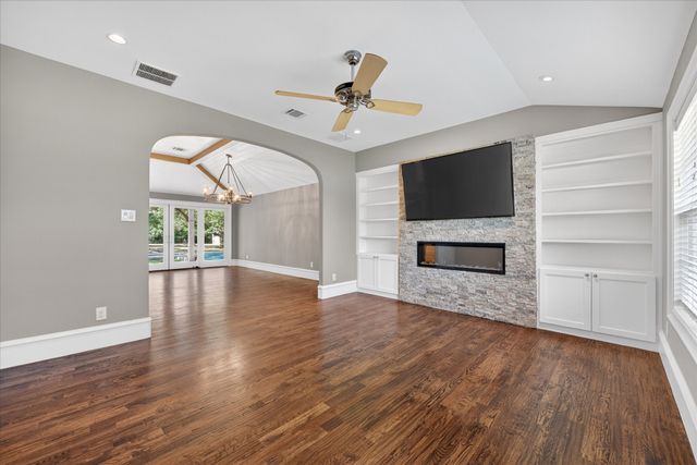 904 Frenchtown Road, Argyle, TX 76226