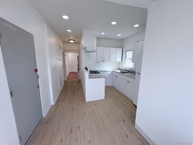 23 May Street, Poughkeepsie, NY 12603