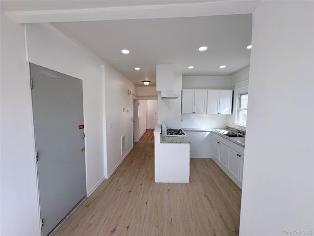 23 May Street, Poughkeepsie, NY 12603