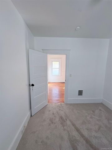 23 May Street, Poughkeepsie, NY 12603