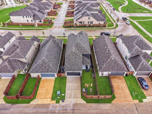 1908 Twisted Tree Lane, Mesquite, TX 75181